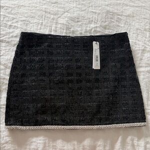 Alice + Olivia Black Sequin Mini Skirt with Beaded Trim- Size 10- NWT